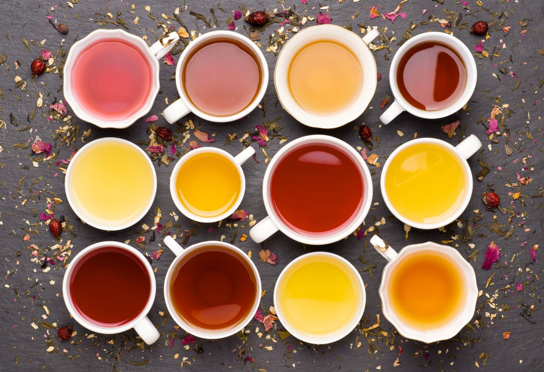 Teefarben einfach erklärt: Was hinter Grün, Gelb, Rot, Schwarz und Weiß steckt - Nibelungentee