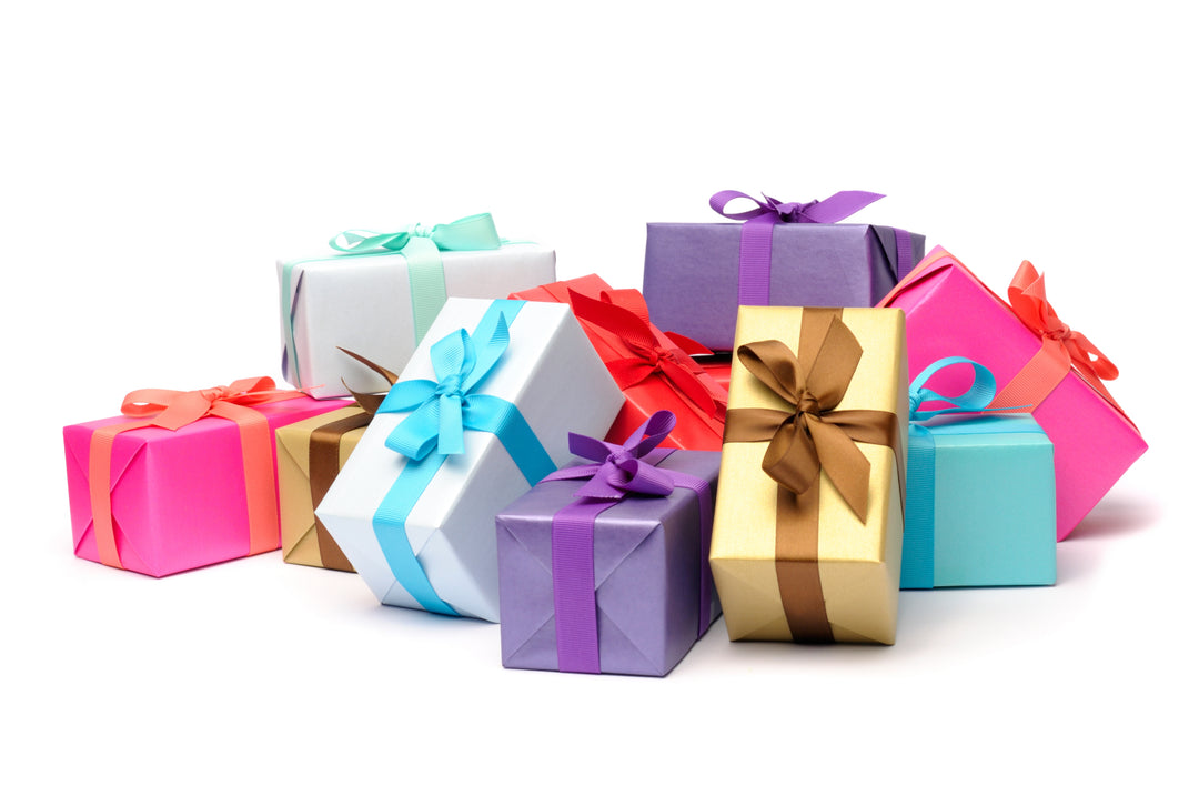 Geschenkideen (Viele verschiedene Geschenke in verschiedenen Farben)
